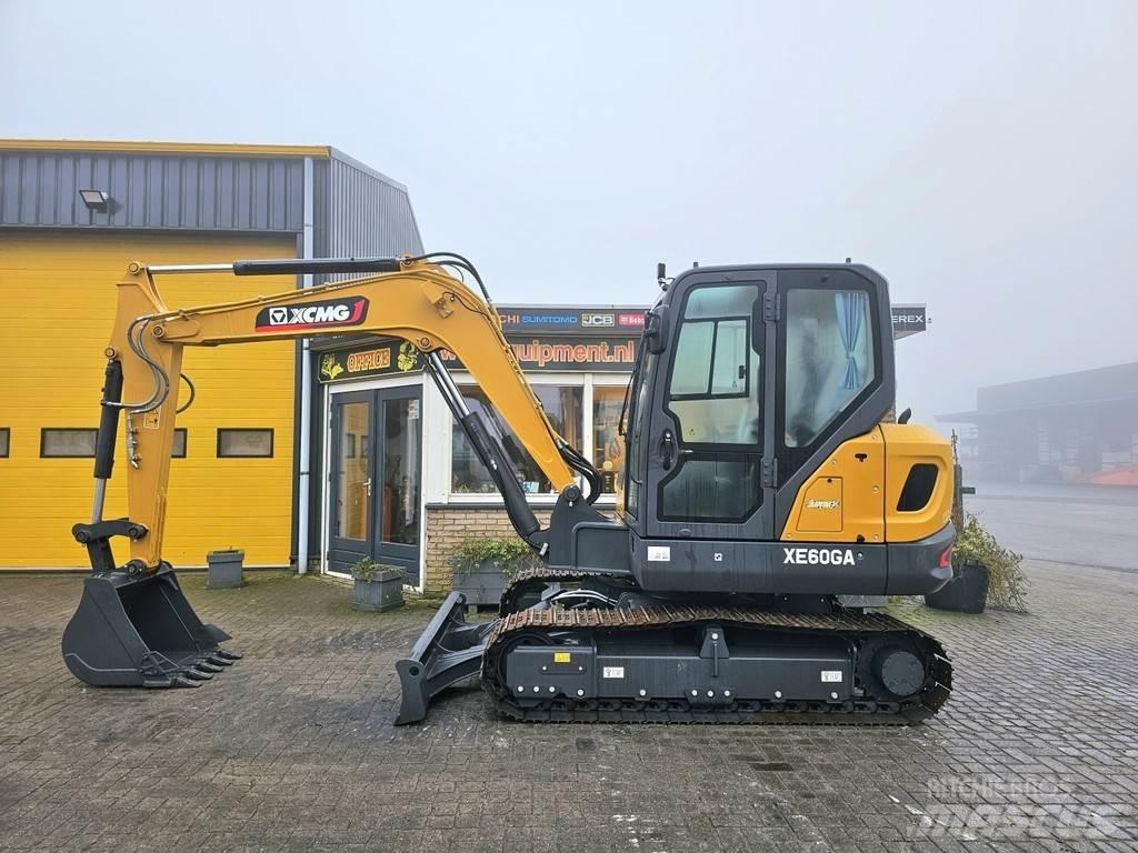 XCMG XE60GA Мини-экскаваторы
