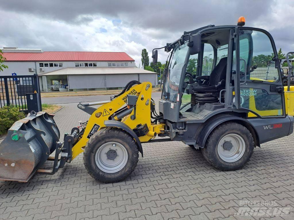 Wacker Neuson WL38 Фронтальные погрузчики