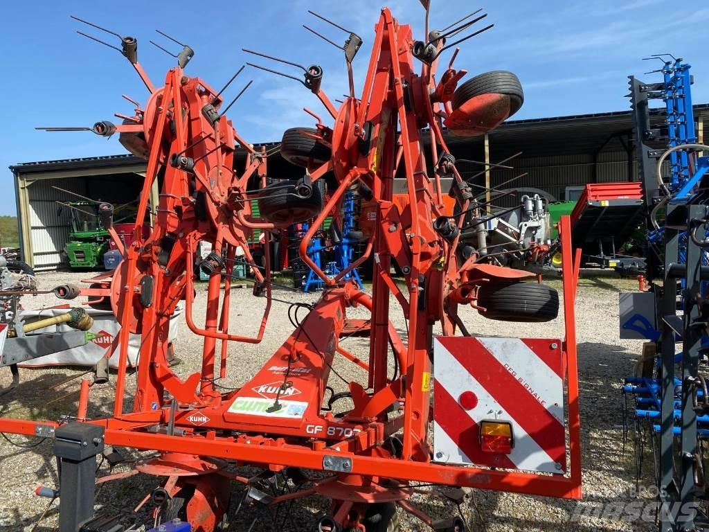 Kuhn GF8702 Грабли-ворошилки