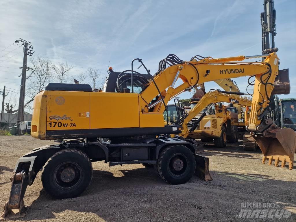 Hyundai R 170 W Колёсные экскаваторы
