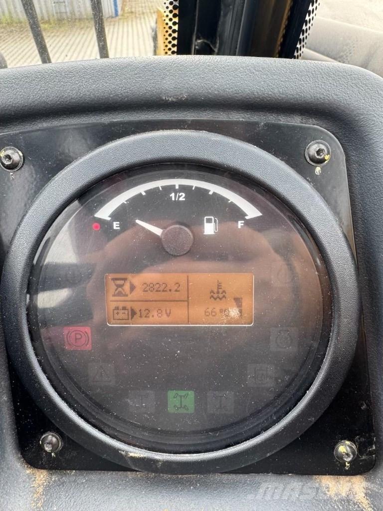 CAT TH 314 D Телескопические погрузчики