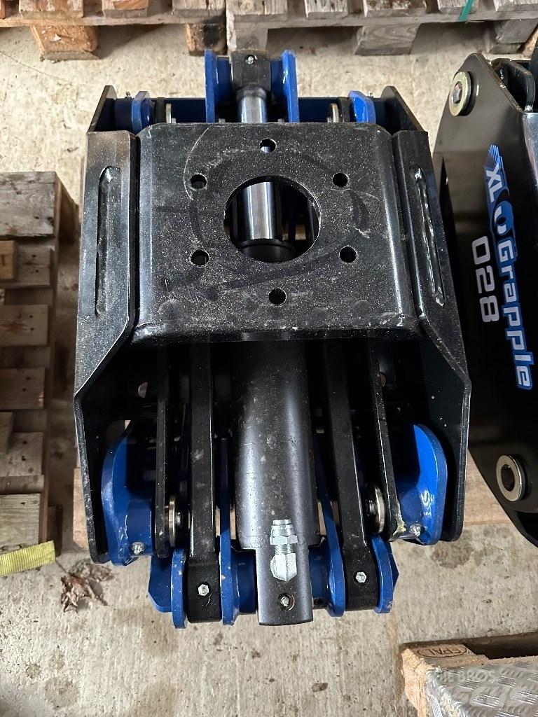  XL Grapple 028 Лесозахваты
