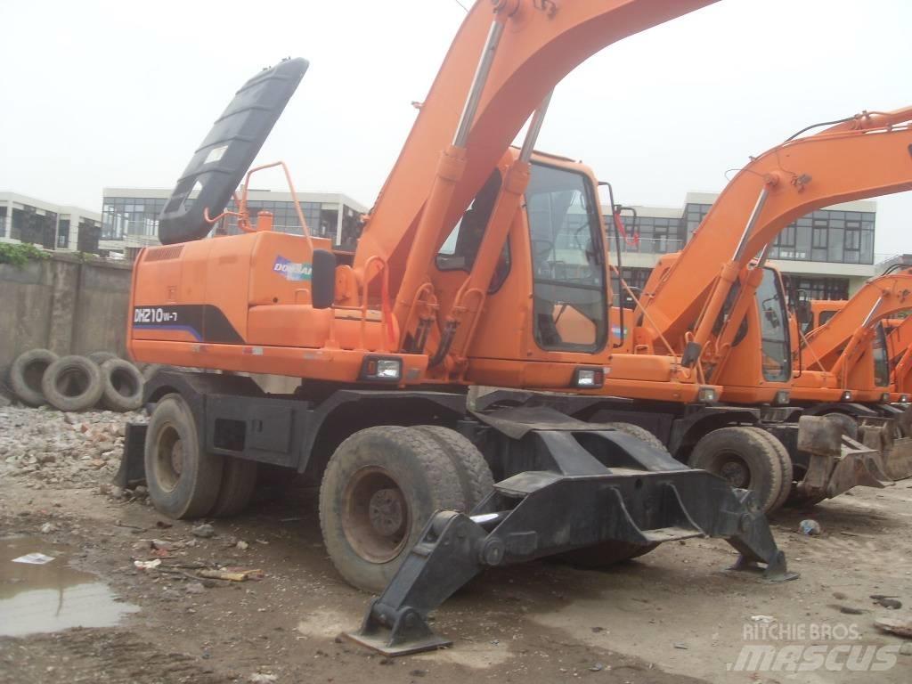 Doosan DH 150 W-7 Колёсные экскаваторы