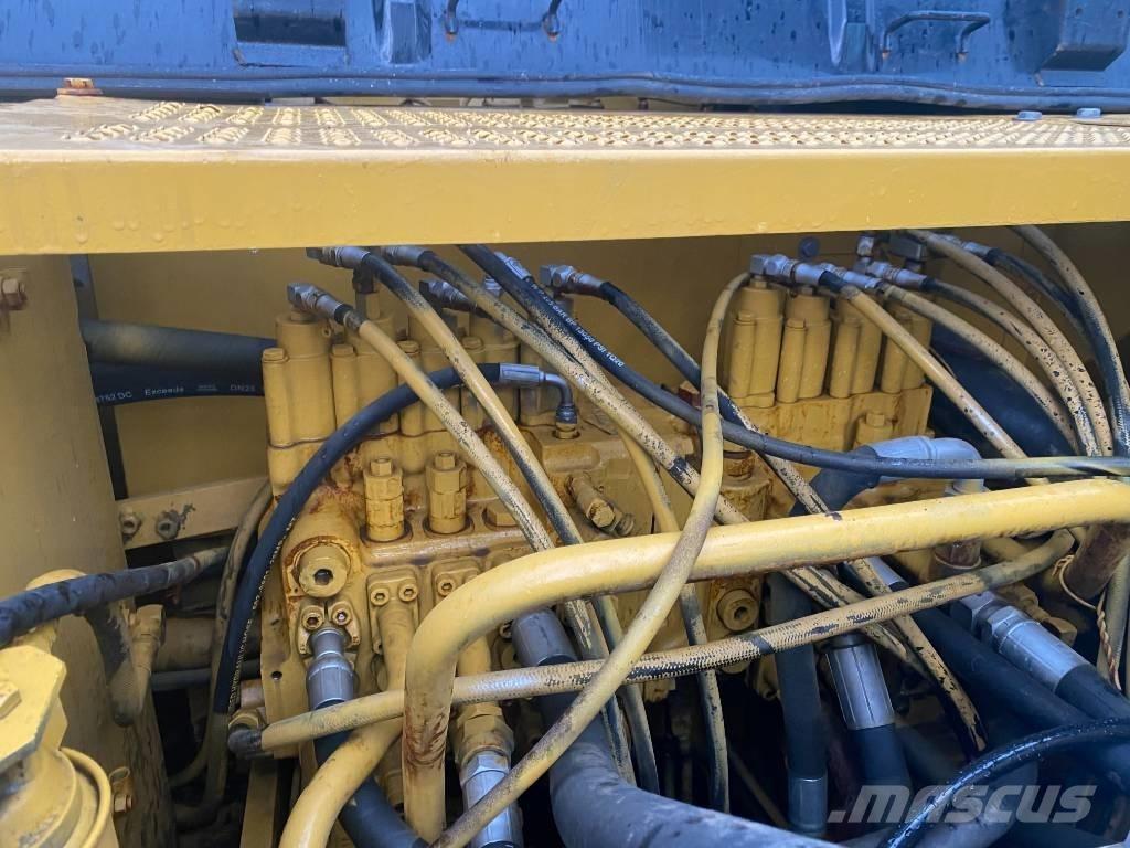 CAT 320 C L Гусеничные экскаваторы