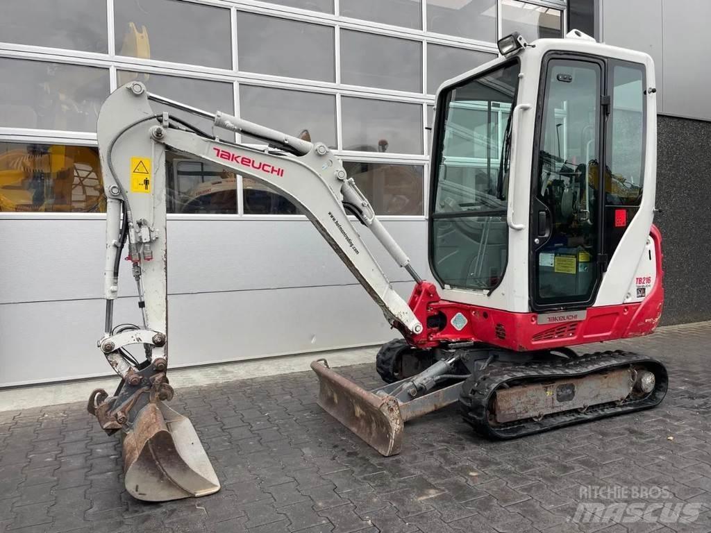 Takeuchi TB216 Мини-экскаваторы