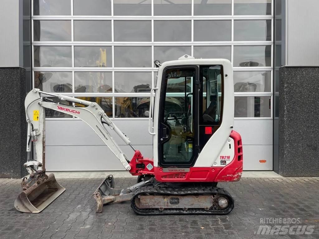 Takeuchi TB216 Мини-экскаваторы