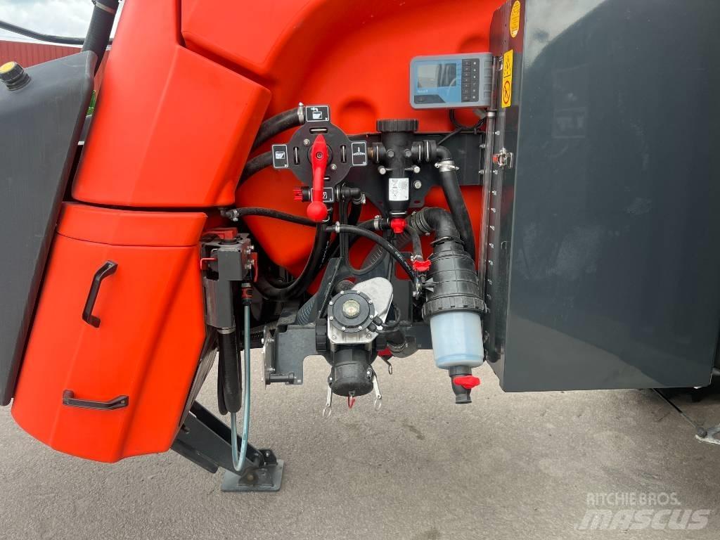 Kubota XTS 4 Прицепные опрыскиватели