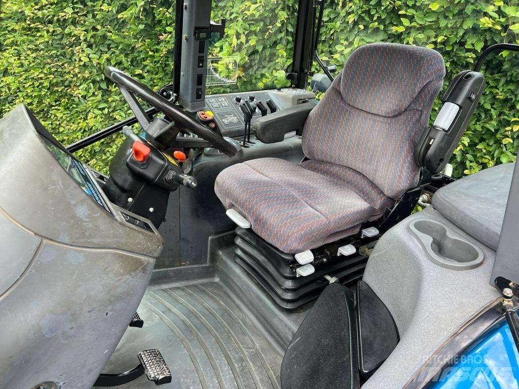 New Holland TM 150 Трактора