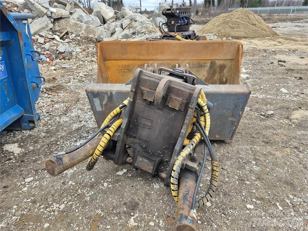 CAT 320D LRR Гусеничные экскаваторы
