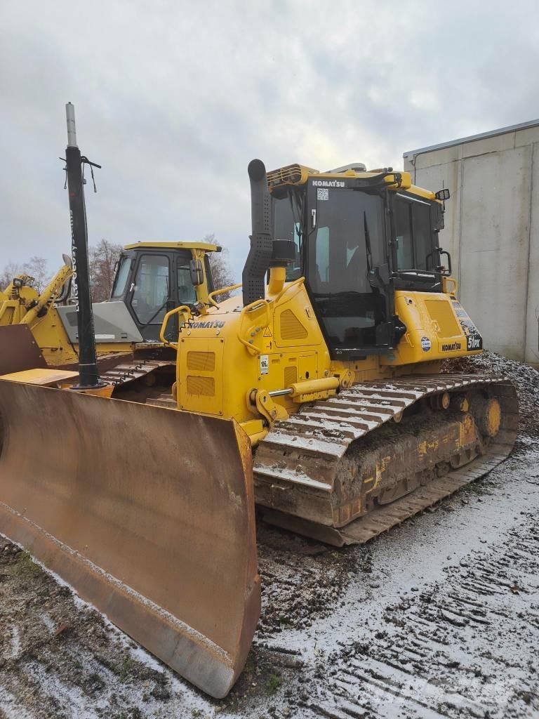 Komatsu D 51 PX-24 Гусеничные бульдозеры