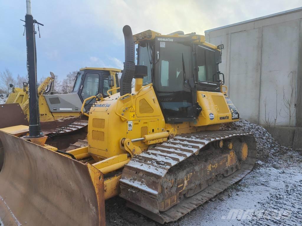 Komatsu D 51 PX-24 Гусеничные бульдозеры