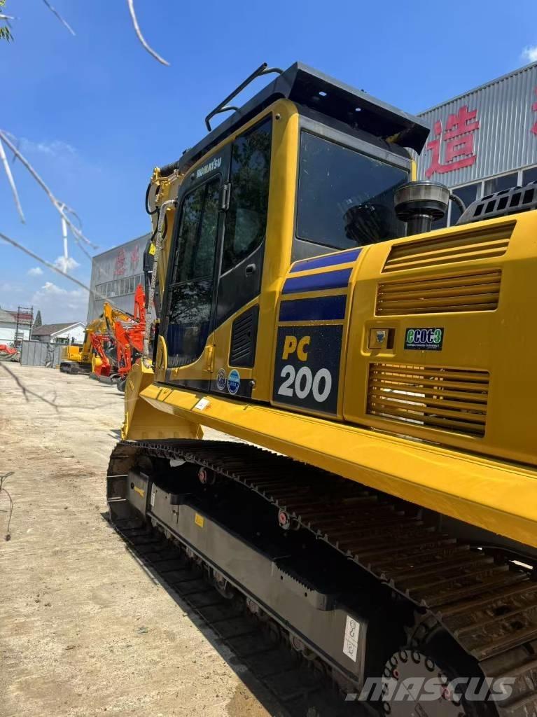 Komatsu PC 200 8N Гусеничные экскаваторы