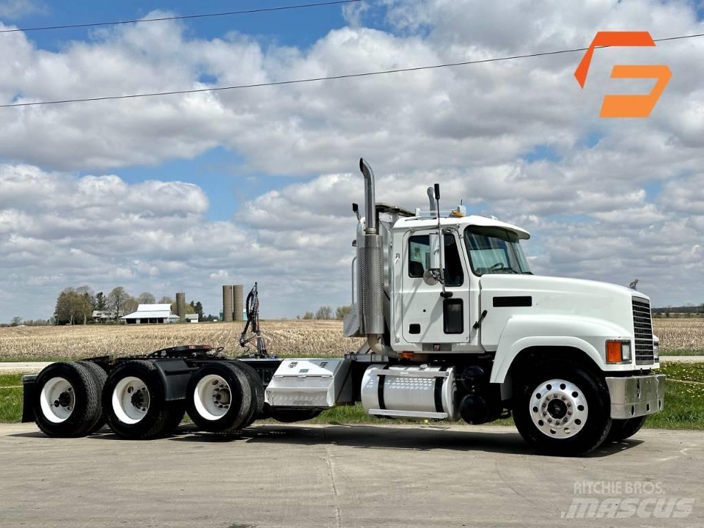 Mack CH 613 Седельные тягачи