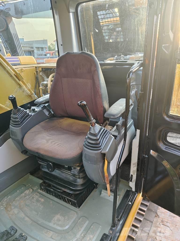 CAT 320 D Гусеничные экскаваторы