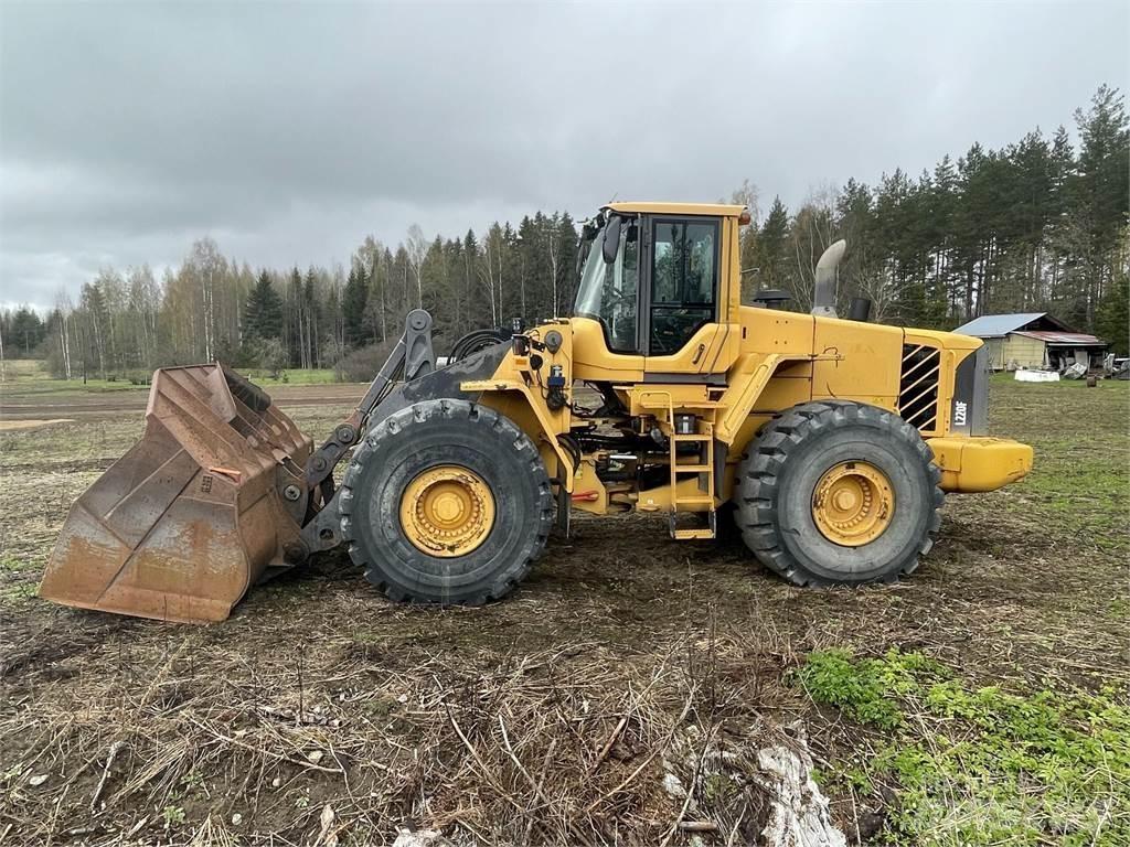 Volvo L220F Фронтальные погрузчики