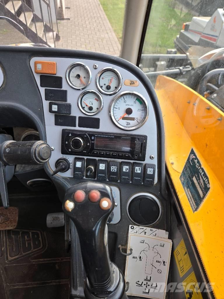 JCB 530 Телескопические погрузчики