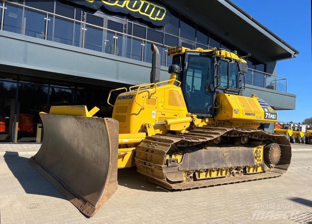 Komatsu D 71P Xi Гусеничные бульдозеры