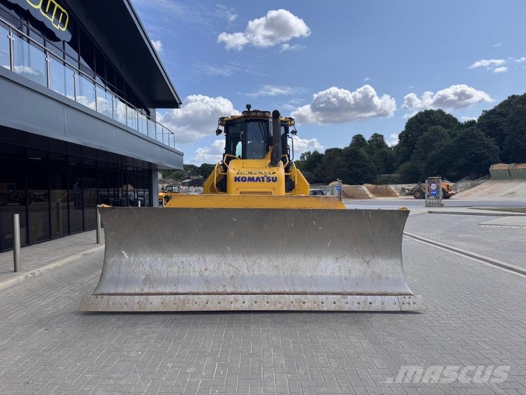 Komatsu D 71P Xi Гусеничные бульдозеры