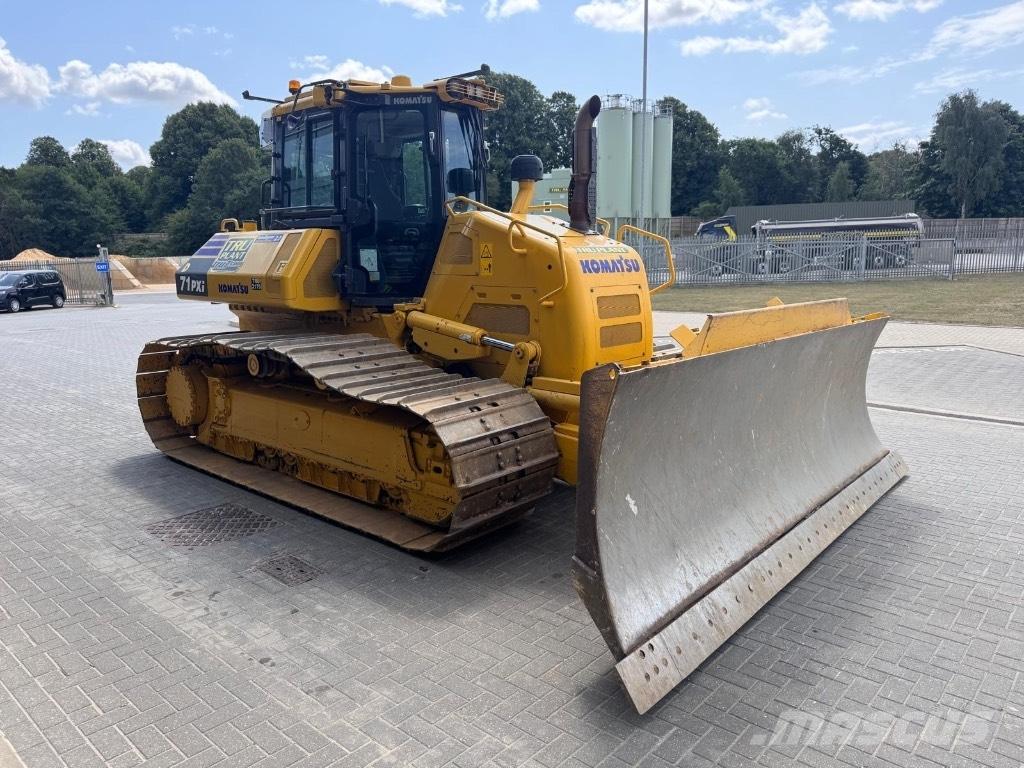 Komatsu D 71P Xi Гусеничные бульдозеры