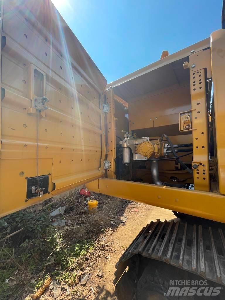 CAT 330 GC Гусеничные экскаваторы