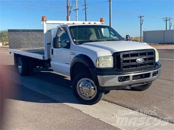 Ford F550 Грузовики-платформы/боковая разгрузка