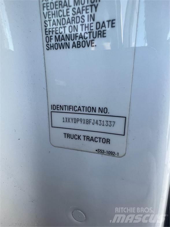 Kenworth T680 Седельные тягачи