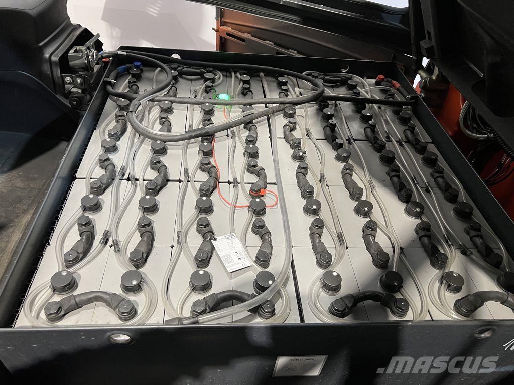 Linde E50HL-01 Электропогрузчики