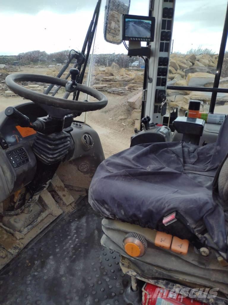 Volvo L 70 F Фронтальные погрузчики