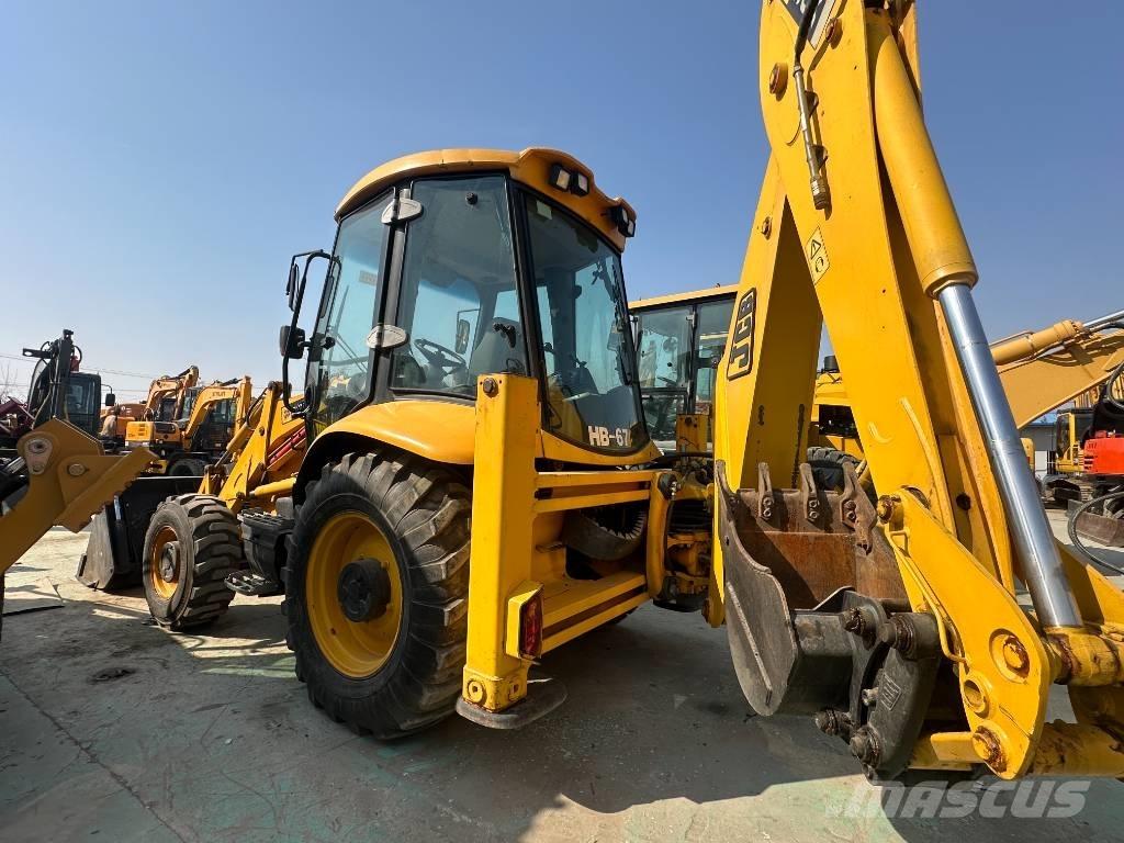 JCB 3 XC Экскаваторы-погрузчики