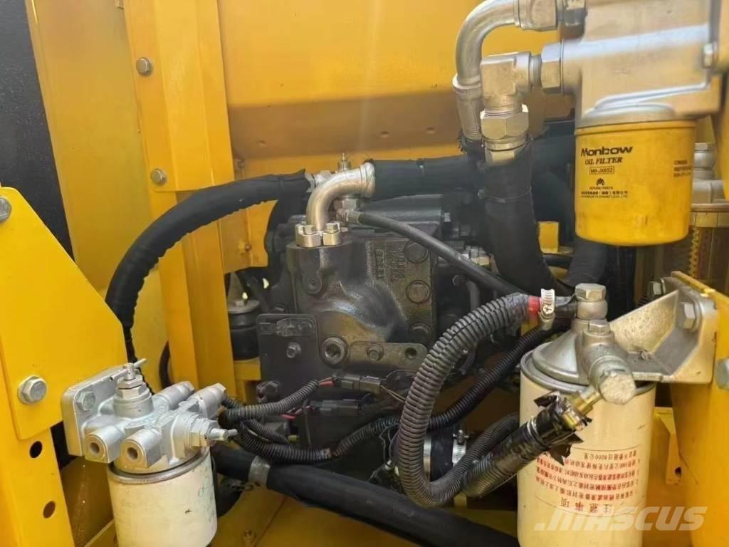 Komatsu PC 130 Гусеничные экскаваторы