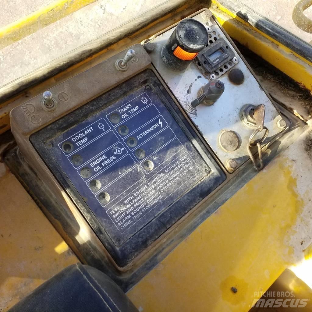 CAT 963 Гусеничные фронтальные погрузчики