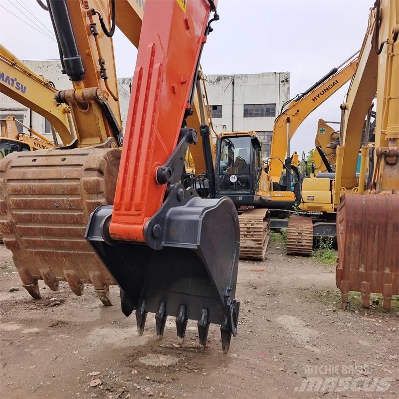 Doosan 225 LC Гусеничные экскаваторы
