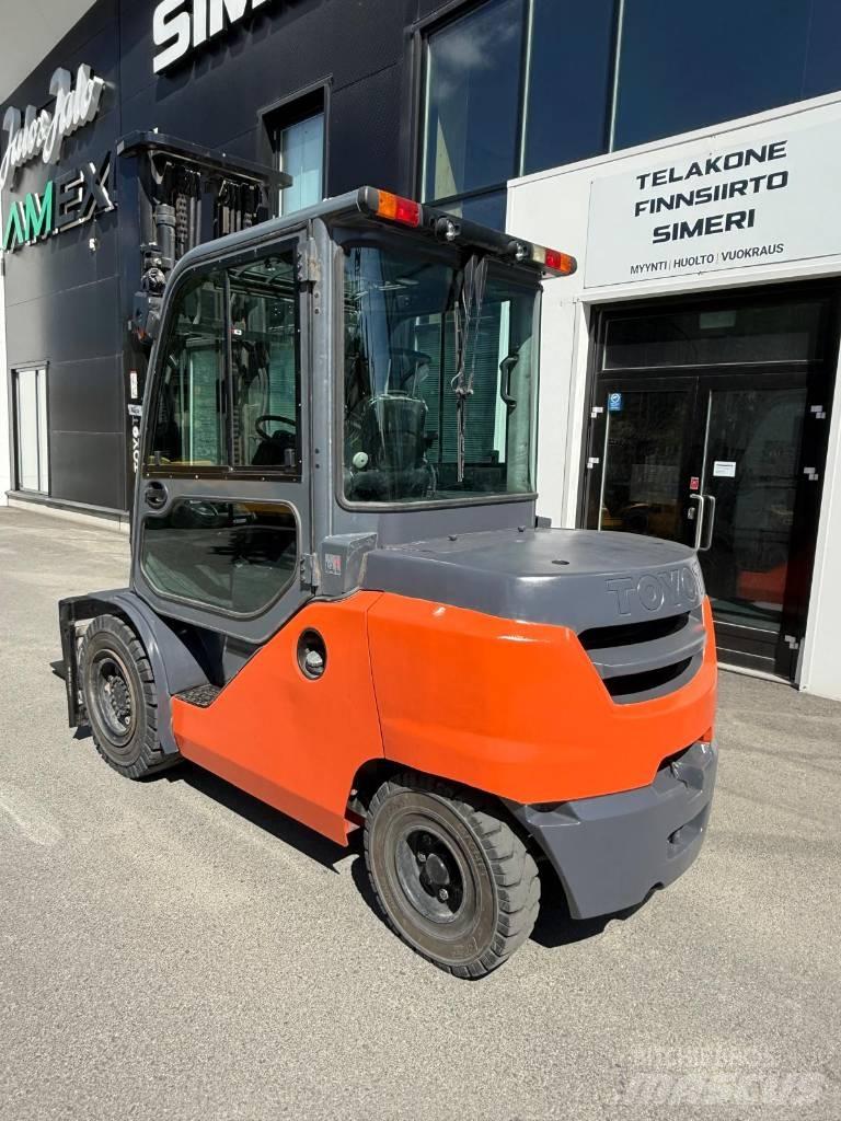 Toyota 40-8 FD45 N Дизельные погрузчики