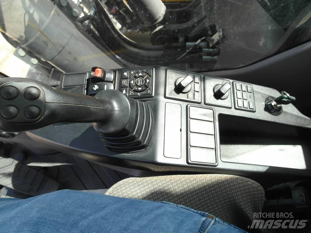 Volvo EC 220 EL Гусеничные экскаваторы