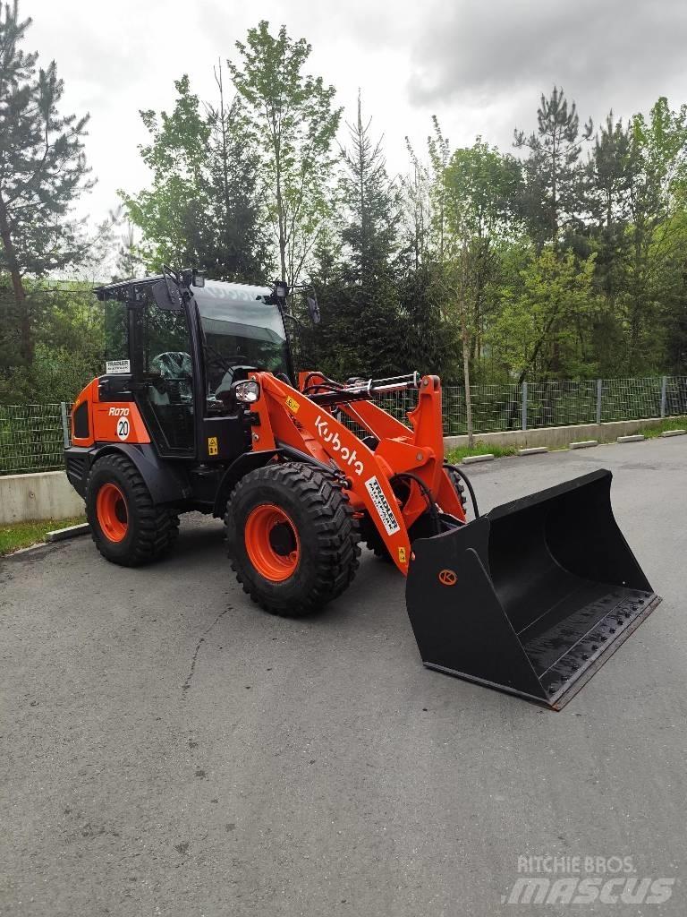 Kubota R 070 Фронтальные погрузчики