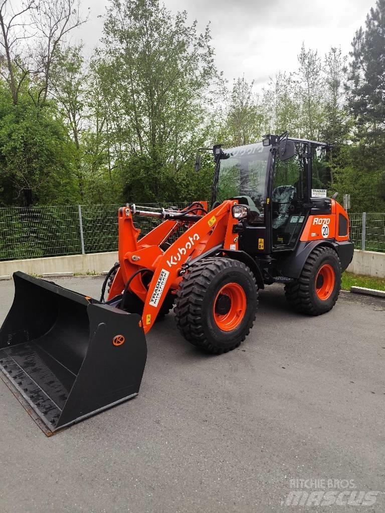 Kubota R 070 Фронтальные погрузчики