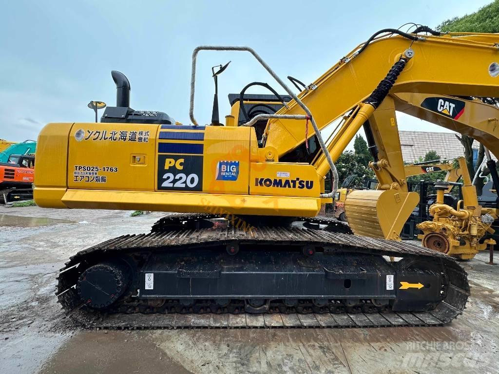 Komatsu PC 220 Гусеничные экскаваторы
