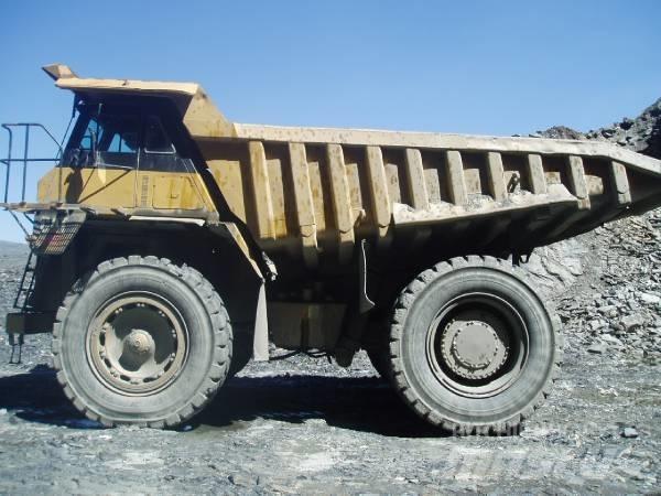 CAT 777 Карьерные самосвалы