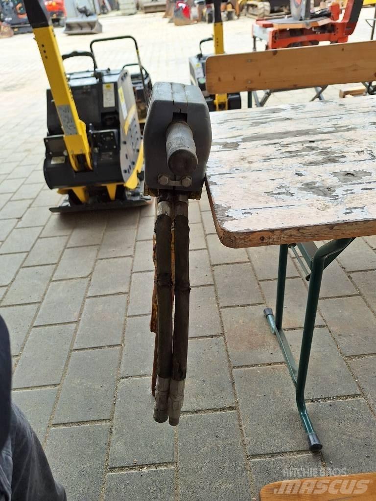 Atlas Copco LH 180 Гидромолоты