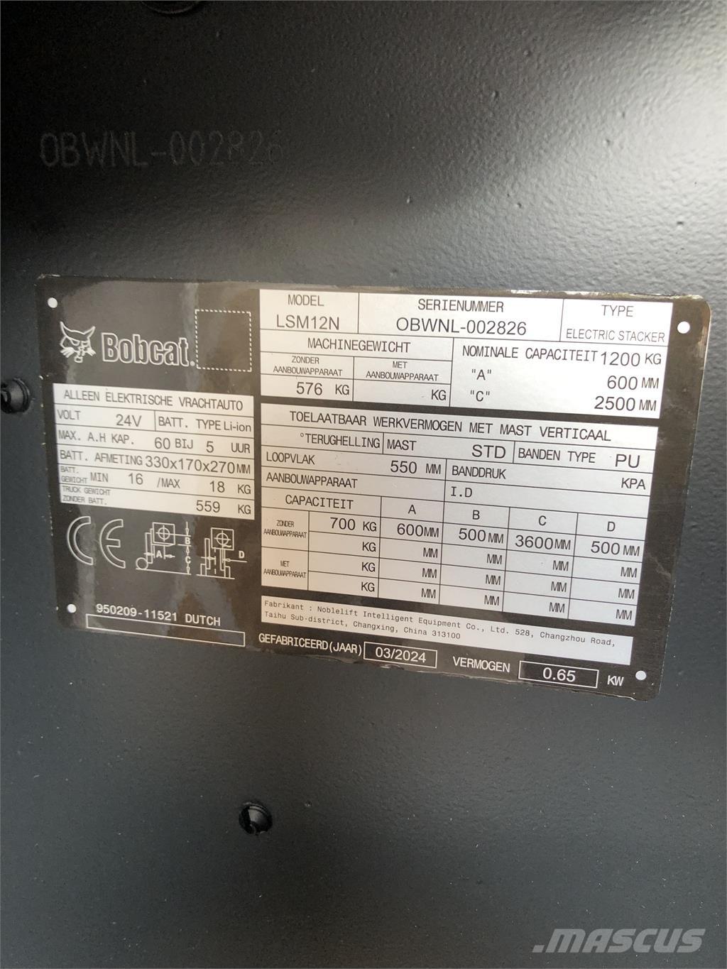 Bobcat LSM12N Самоходные электроштабелёры