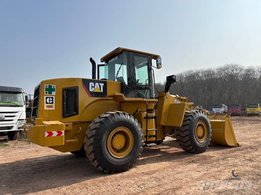 CAT 950G Фронтальные погрузчики