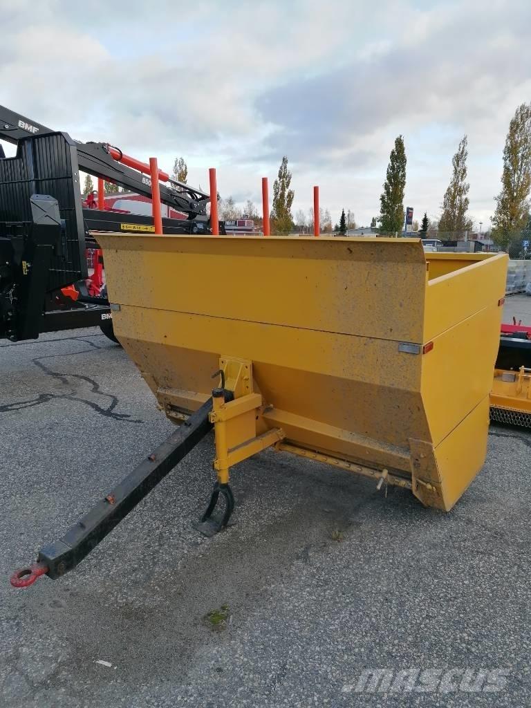 Epoke 200 Пескоразбрасыватели