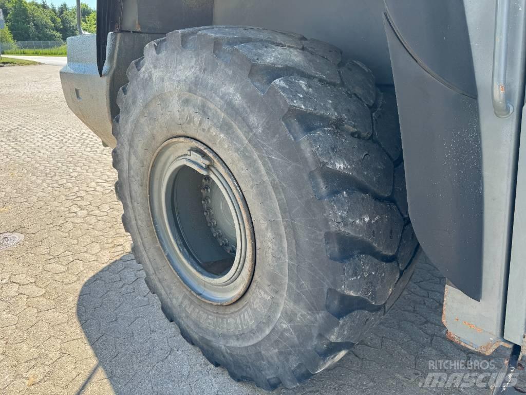 Liebherr L 576 Фронтальные погрузчики
