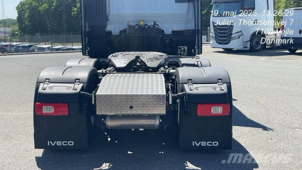 Iveco S-Way Седельные тягачи