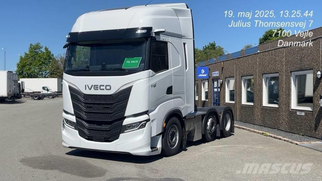 Iveco S-Way Седельные тягачи