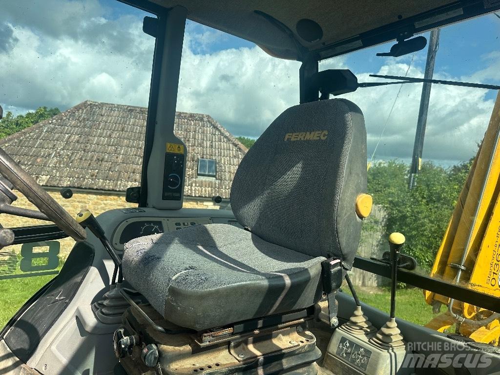 Fermec 860 SE Экскаваторы-погрузчики