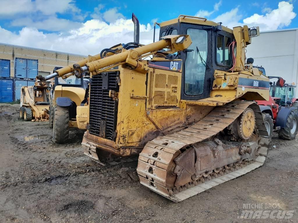 CAT D 6 R III Гусеничные бульдозеры
