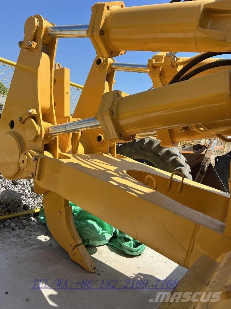 Shantui SD32 Гусеничные бульдозеры