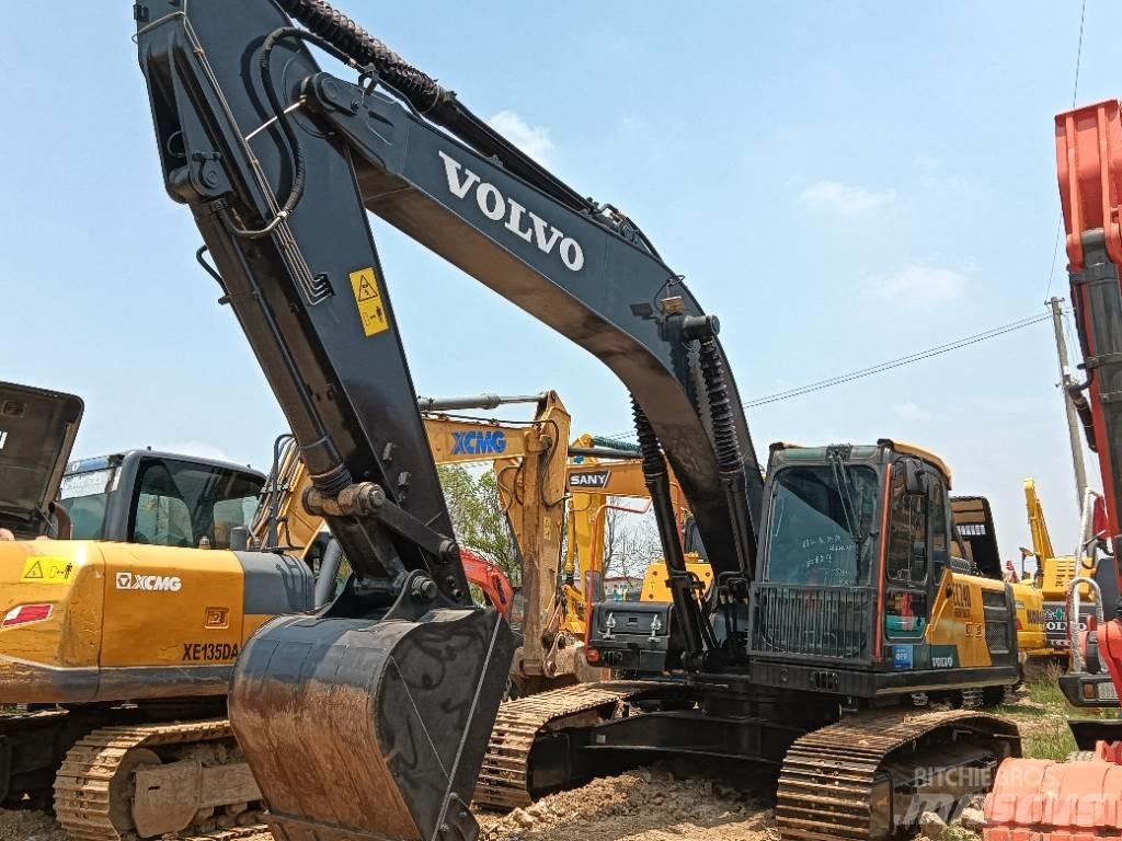 Volvo EC 240 Гусеничные экскаваторы