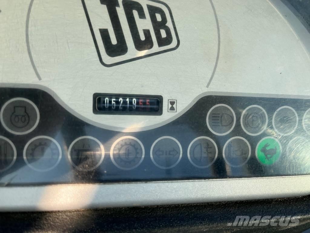 JCB 406 Сельскохозяйственные телескопические погрузчики